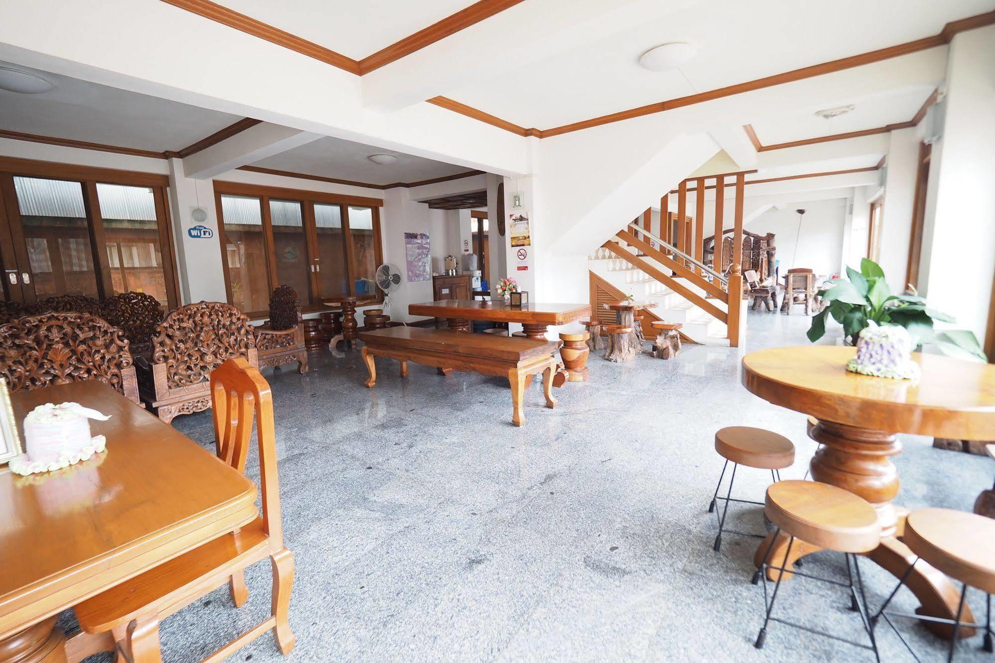 Fah Place Hotel Нан Экстерьер фото